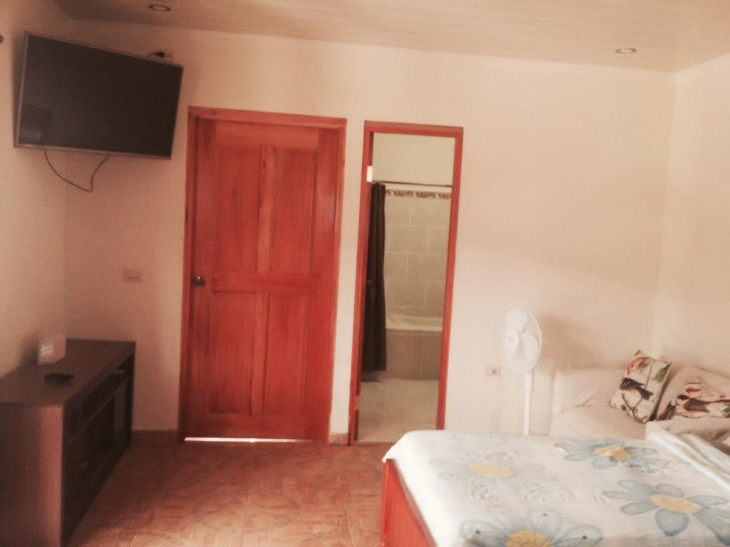 Hostal Casa Pedro בוקט מראה חיצוני תמונה